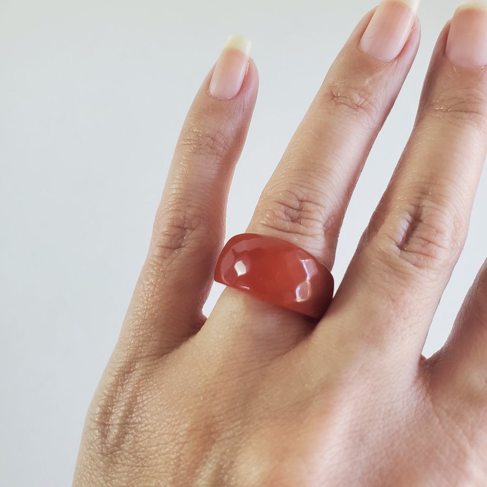 Red Carnelian Solid Stone/Glass? Mult Faceted Cut Fashion Ring Y2K Look